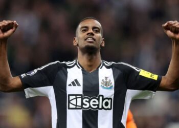Alexander Isak has asked to 𝐋𝐄𝐀𝐕𝐄 Newcastle United