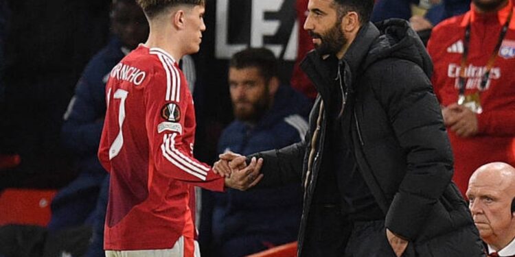 Man Utd Boss Ruben Amorim Delivers Strong Warning to Chelsea Over Garnacho Pursuit