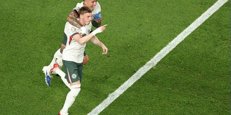 Chelsea Win Victory in the "Estêvão Derby" Despite Injury Woes