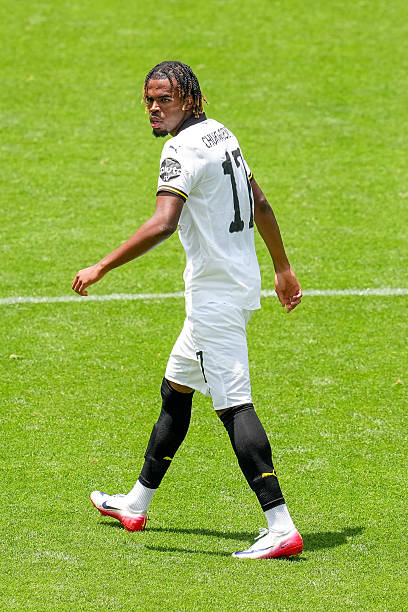 Chelsea Reduce Chukwuemeka Price as Dortmund Circle Again