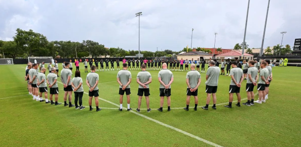 Chelsea held a minute’s silence during training at their Miami base on Thursday to honor Jota’s memory. The squad was preparing for their upcoming FIFA Club World Cup quarter-final clash against Palmeiras, but the mood was understandably somber.
