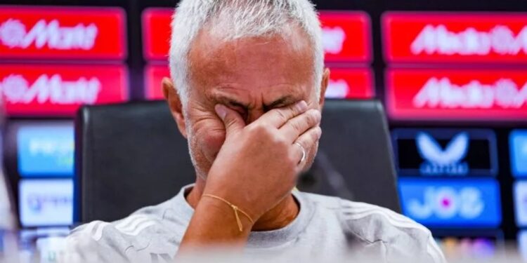 José Mourinho Moved to Tears as Porto Legend Jorge Costa Passes Away Aged 53